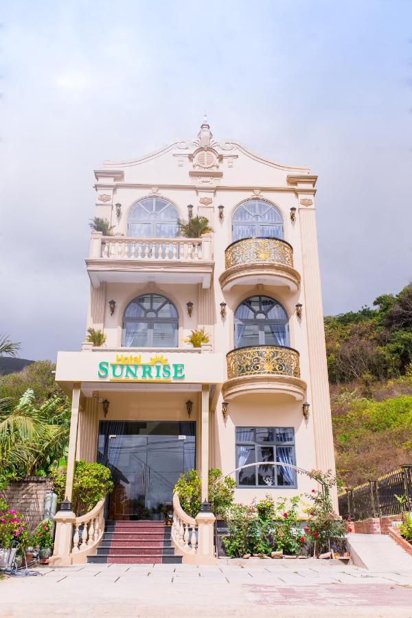 Sunrise Hotel Chi Khu Co Ong Екстериор снимка