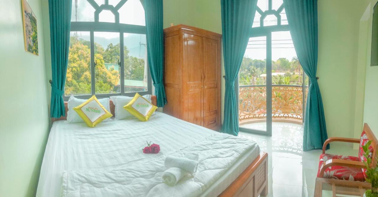 Sunrise Hotel Chi Khu Co Ong Екстериор снимка