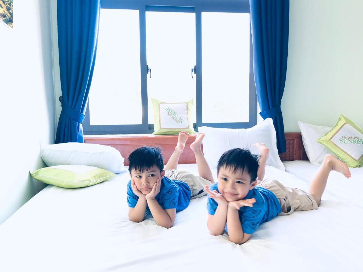 Sunrise Hotel Chi Khu Co Ong Екстериор снимка